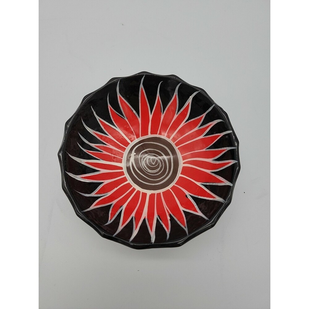 Talavera Pottery Sunflower Tri Footed Wall Bowl Mexican Pottery Scalloped Edge